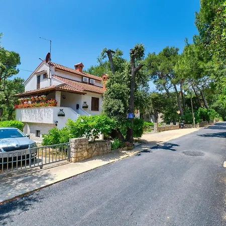 Artatore 2509a Apartman Čunski