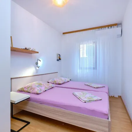 公寓 Artatore 2509a