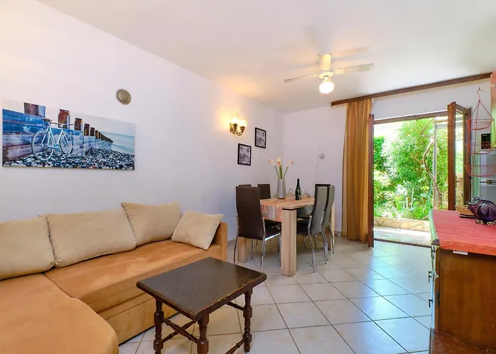 Artatore 2509a Apartment *