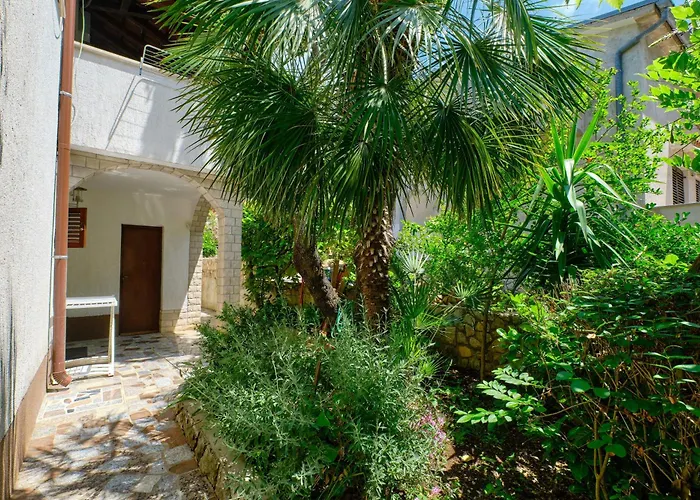 Artatore 2509a Apartment Cunski